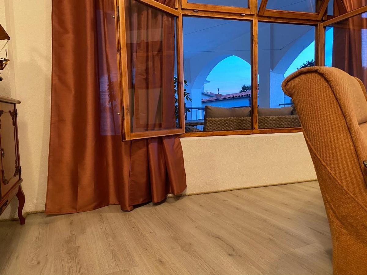Summer Breeze Baška Voda エクステリア 写真